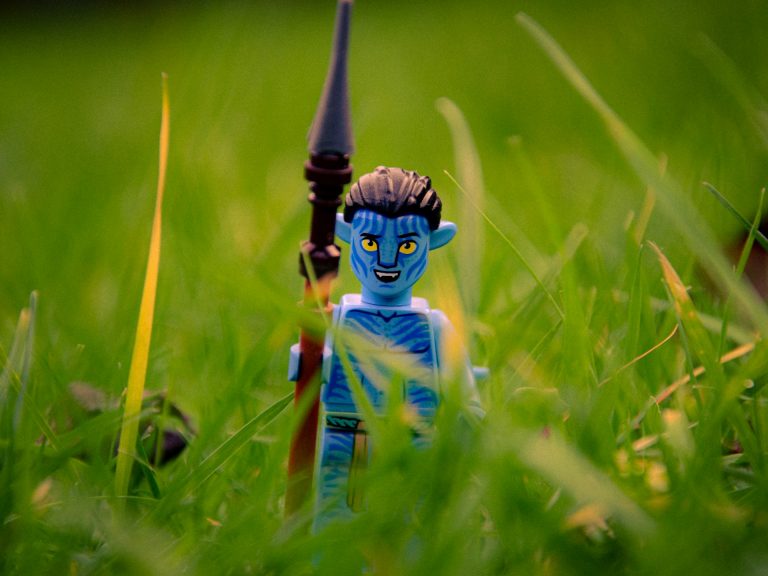 Avatar: Fire and Ash lidera una taquilla navideña en alza mientras Oona Chaplin reivindica el legado familiar en la saga